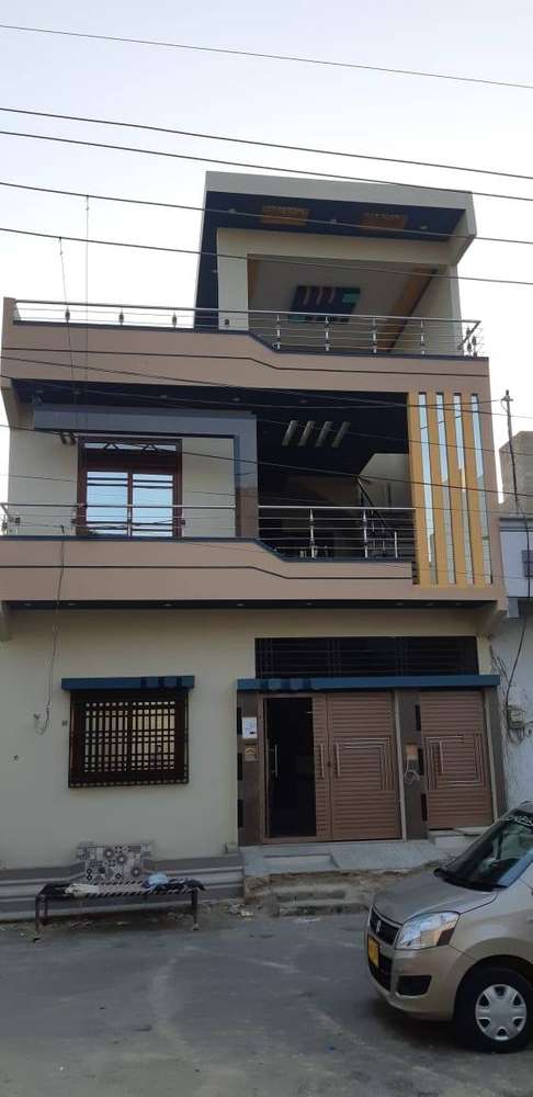 Luxury 120 Yards Double Story House Block 4 Saadi Town 40 Feet Road