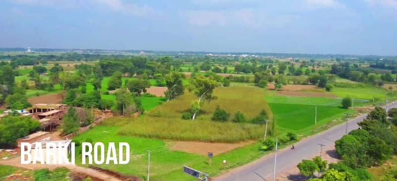 Marla Top Location Developed Farm House Land For Sale Barki Road Ne