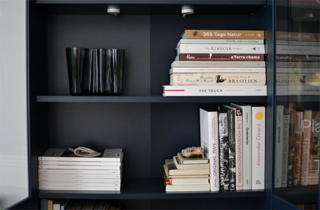 bookshelf, stay at home ideas, stay at home, style bookshelf, tips for styling bookshelves, interior decoration