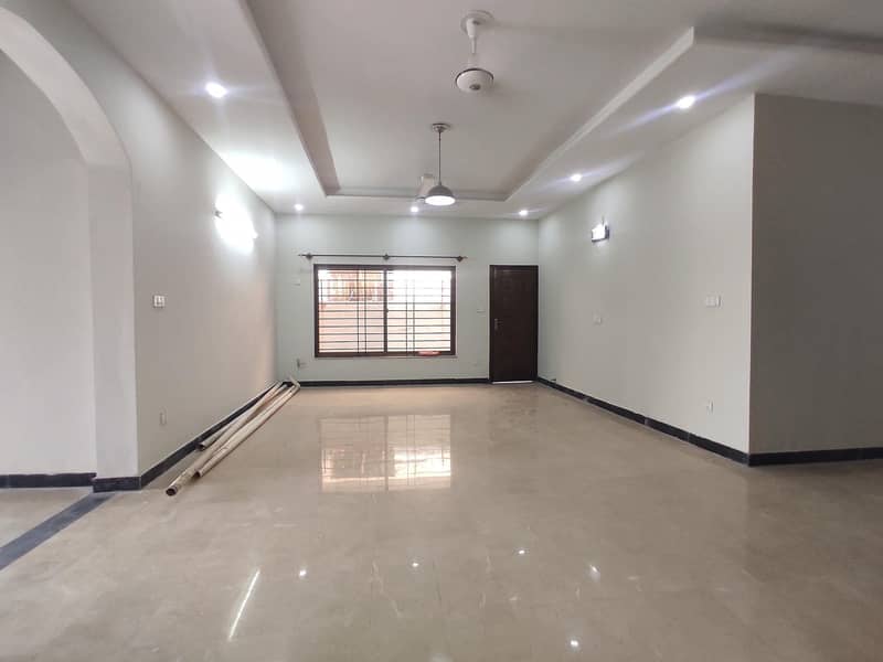 One Kanal Single Storey House For Rent In Soan Garden Islamabad - Soan ...