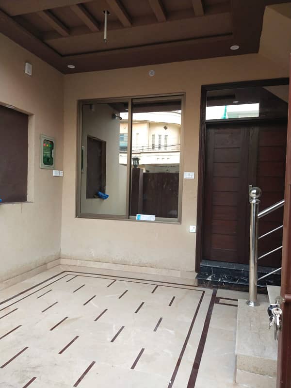 Marla Triple Story House Available For Sale In Wapda Town Lahore Wapda Town Id