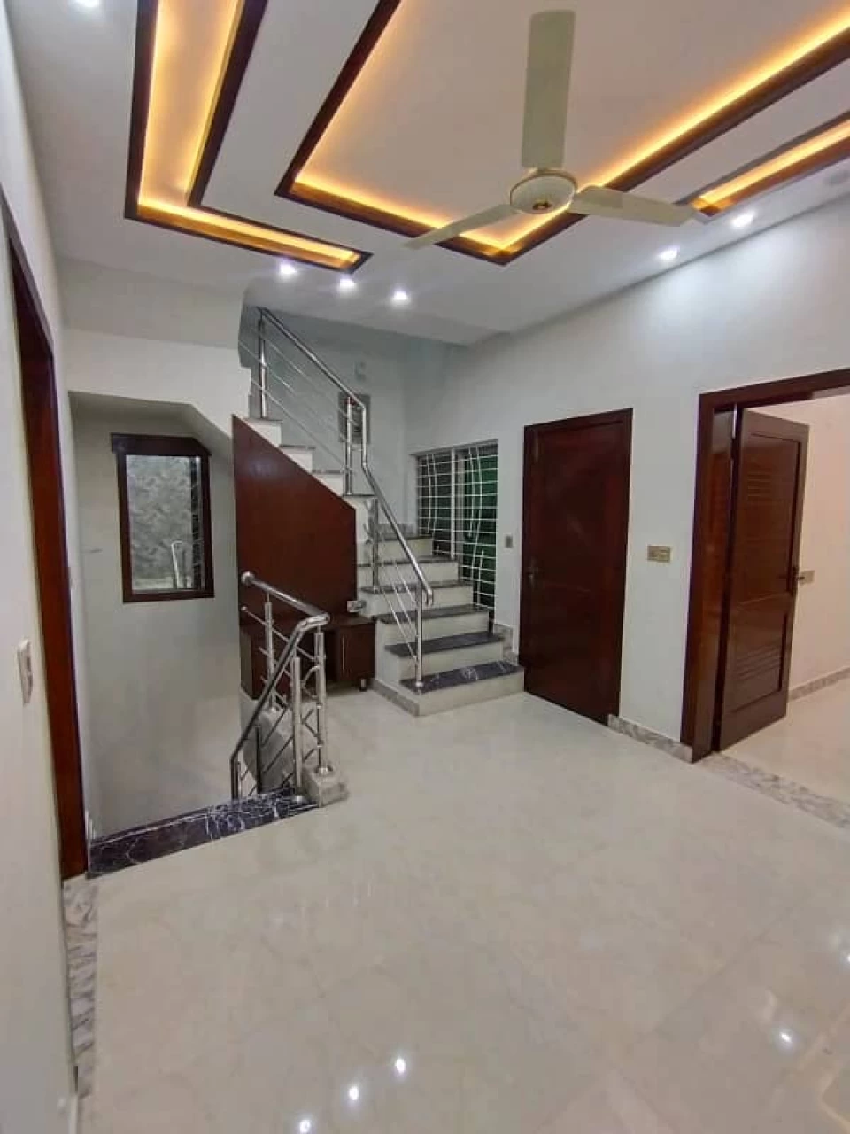 House For Sale in Lahore , House For Sale in Bahria Town , House For Sale in Bahria Town Lahore , House For Sale in Bahria Town - Sector E Bahria Town , 5 Marla house for Sale In Jinnah Block , Bahria Town - Sector E, Bahria Town, Lahore Pakistan,3 Bedrooms Bedrooms, 3 Rooms Rooms, 4 BathroomsBathrooms, House,For Sale,2690
