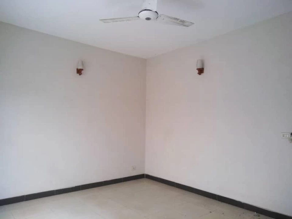 DHA Defence, Lahore Pakistan, 4 Bedrooms Bedrooms, ,5 BathroomsBathrooms,House,For Sale,2555