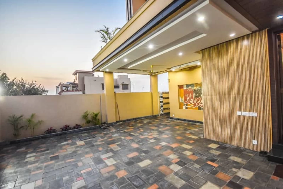 DHA Defence, Lahore Pakistan, 5 Bedrooms Bedrooms, ,6 BathroomsBathrooms,House,For Sale,2489