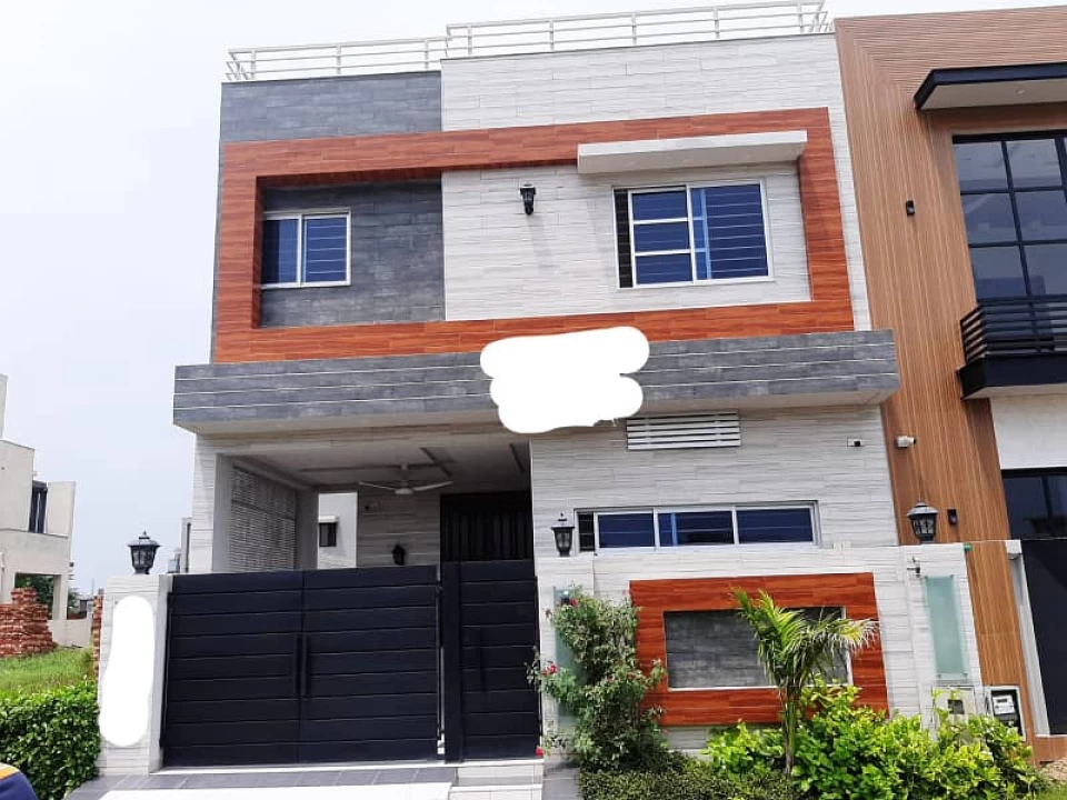 DHA Defence, Lahore Pakistan, 4 Bedrooms Bedrooms, ,5 BathroomsBathrooms,House,For Sale,2467