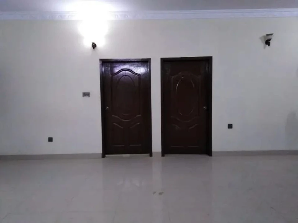 House spread over 240 square yards in gulshan-e-iqbal - block 5 available